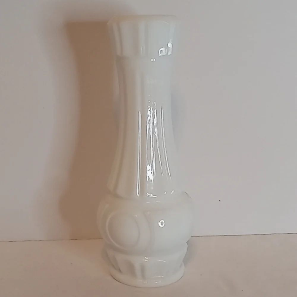 MOD Vintage Milk White Unique Design Glass Bud Vase